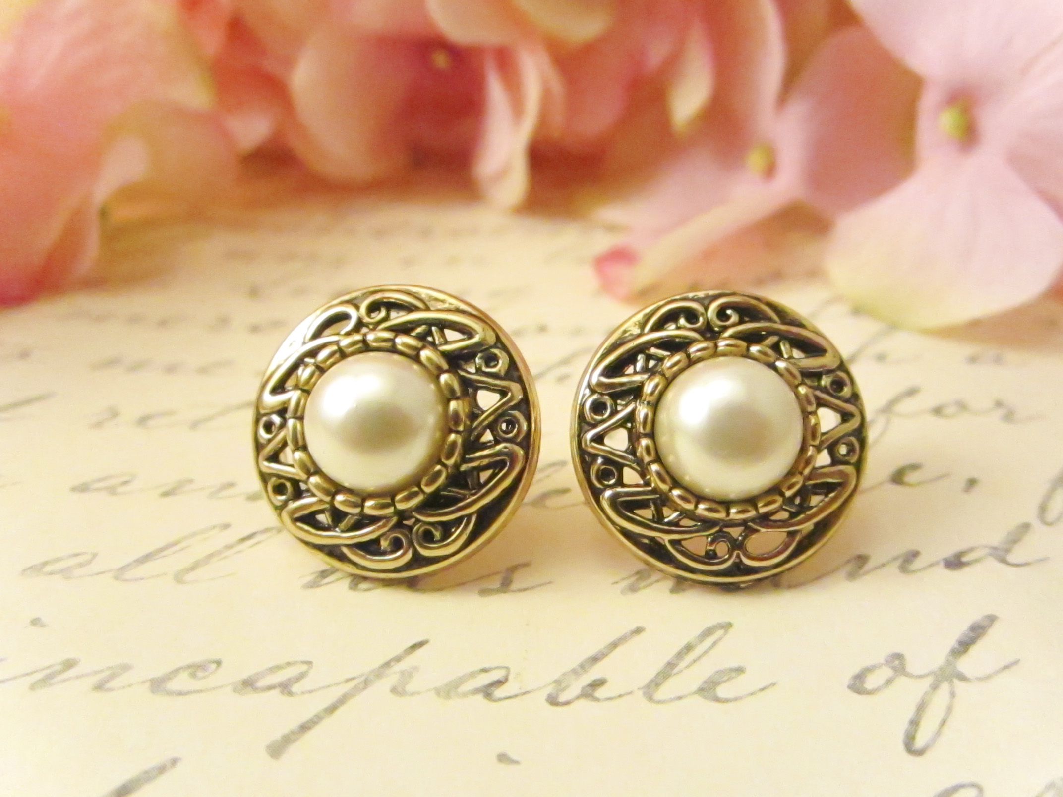 Antique Gold Pearl Earrings Vintage Button Earrings Vintage Earrings Pearl Earrings Studs Clip On Post Earrings Bridesmaid Earrings